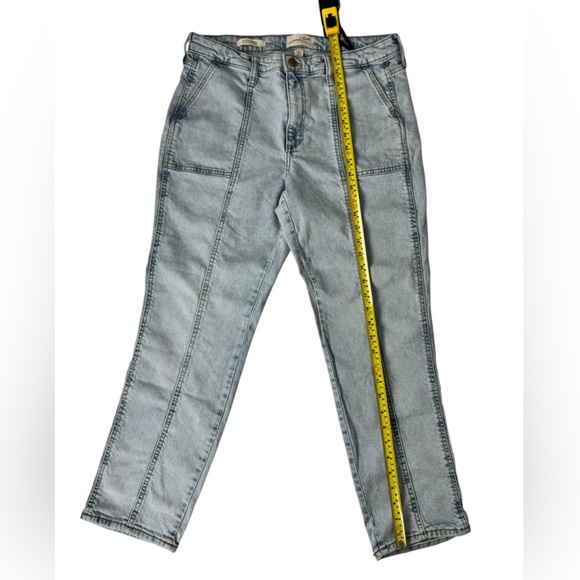 Universal Thread High Rise Denim Jeans - Picture 4 of 5